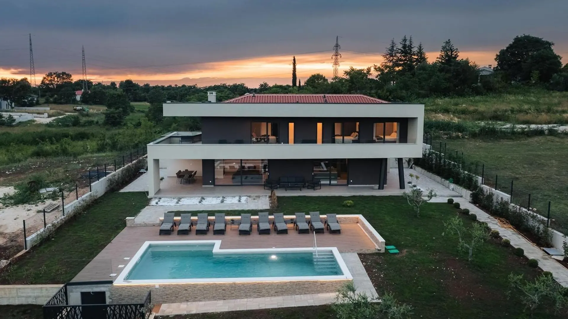 Villa De La Vie With Heated Swimming Pool Raša